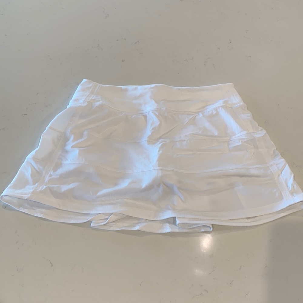 Lululemon White Pace Rival Mid-Rise Skirt